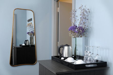 The Stirling Arms Hotel - Accommodation Main Beach 21