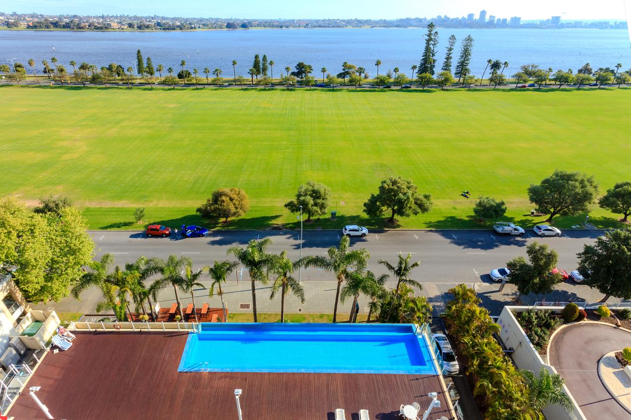 Perth WA Accommodation Main Beach