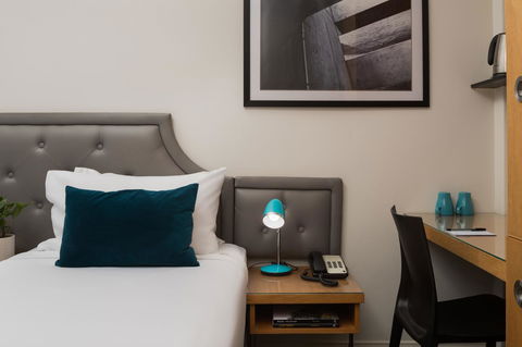 Pensione Hotel Perth - Accommodation Main Beach 9