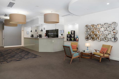 Pensione Hotel Perth - Accommodation Main Beach 3