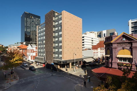 Pensione Hotel Perth - Accommodation Main Beach 21