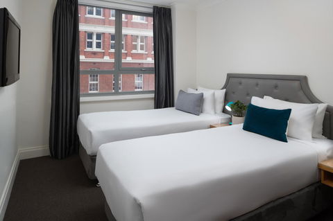 Pensione Hotel Perth - Accommodation Main Beach 10