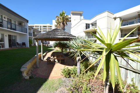 West Beach Lagoon 220 Stylish And Cozy - Accommodation Main Beach 16