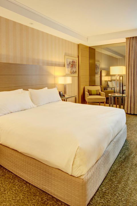 Parmelia Hilton Perth - Accommodation Main Beach 35