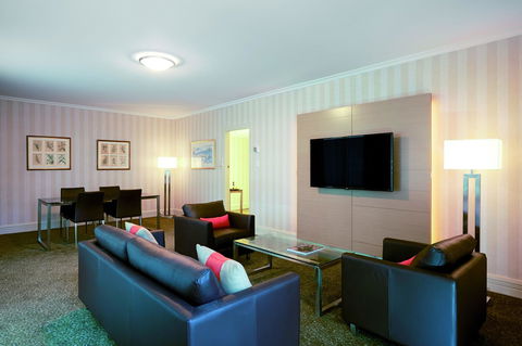 Parmelia Hilton Perth - Accommodation Main Beach 42