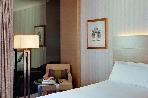 Parmelia Hilton Perth - Accommodation Main Beach 23