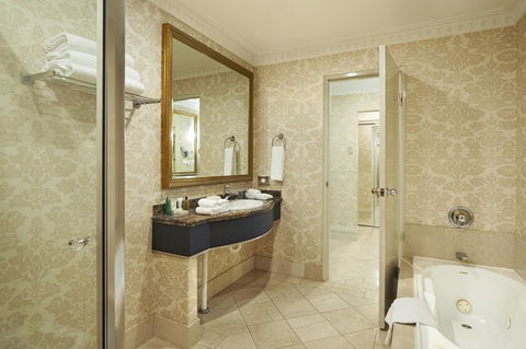 Parmelia Hilton Perth - Accommodation Main Beach 5