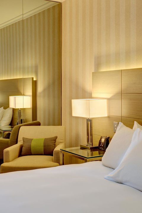 Parmelia Hilton Perth - Accommodation Main Beach 40