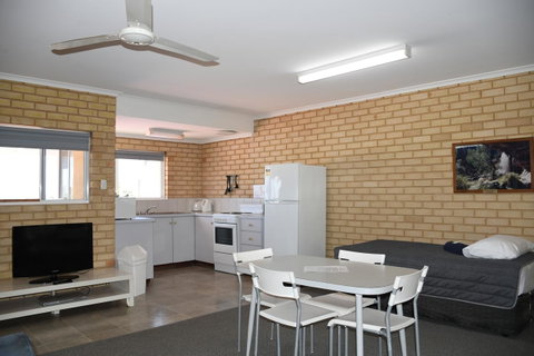 Kalbarri Seafront Villas - Accommodation Main Beach 16