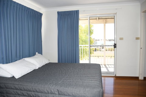Kalbarri Seafront Villas - Accommodation Main Beach 2