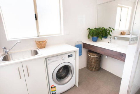 Starboard Views Kalbarri - River Front Apartment - Accommodation Main Beach 7