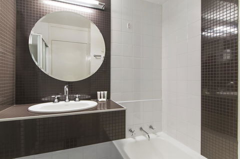 Metro Hotel Perth - Accommodation Main Beach 28