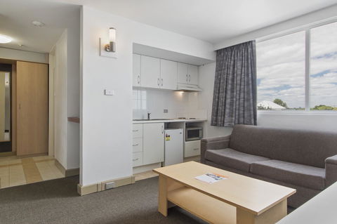 Metro Hotel Perth - Accommodation Main Beach 26