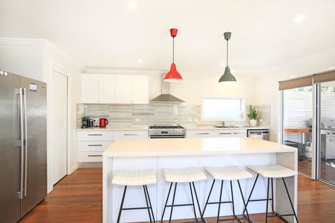 Calming Waters - Pet Friendly - Community Pool - Accommodation Main Beach 14