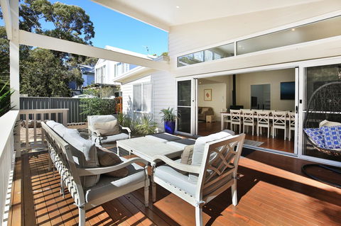 Calming Waters - Pet Friendly - Community Pool - Accommodation Main Beach 1