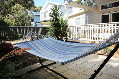 Calming Waters - Pet Friendly - Community Pool - Accommodation Main Beach 34