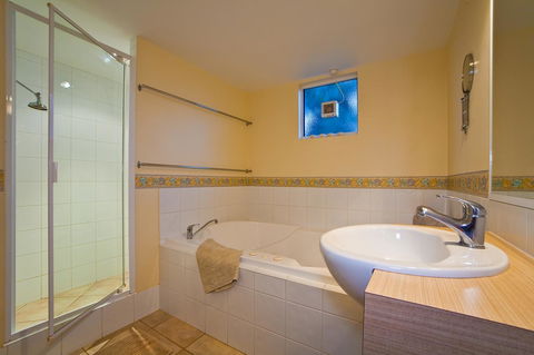 Osprey Holiday Village Unit 110 - Accommodation Main Beach 15