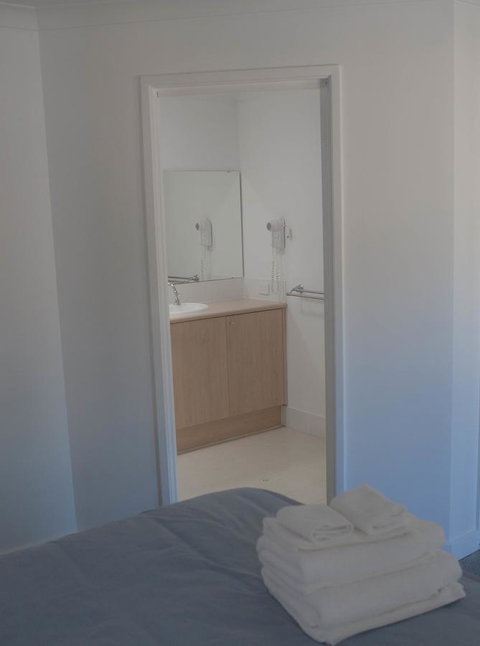 FortyTwo - Oceanside Retreat Busselton - Accommodation Main Beach 43
