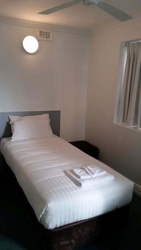 Akara Hotel - Accommodation Main Beach 6