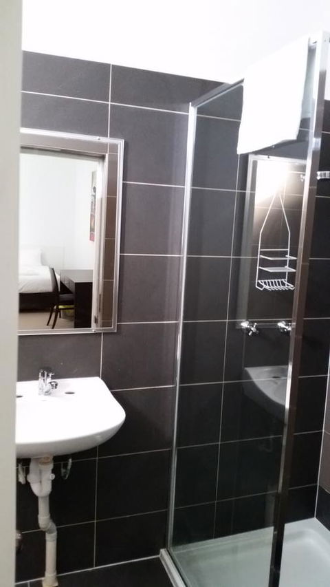 Akara Hotel - Accommodation Main Beach 17