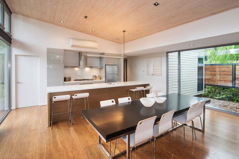 Aqua Resort Busselton - Accommodation Main Beach 2