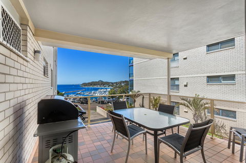 Laman Lodge, Unit 2, 15 Laman Street - Accommodation Main Beach 13