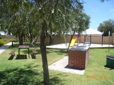Cape View Beach Resort - Accommodation Main Beach 41