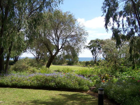 Cape View Beach Resort - Accommodation Main Beach 40