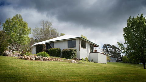 Karri Mia Chalets And Studios - Accommodation Main Beach 28
