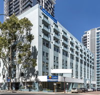 Comfort Inn  Suites Goodearth Perth - Accommodation Main Beach