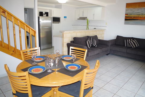 Kalbarri Blue Ocean Villas - Accommodation Main Beach 3