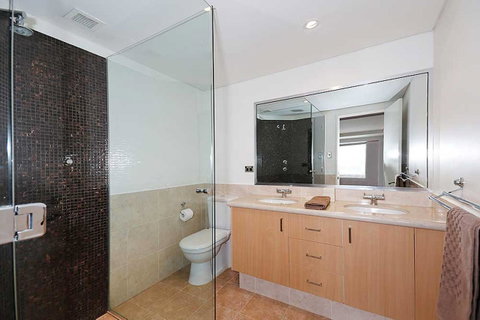 Ocean View-breath Taking Views, Amazing Facilities - Accommodation Main Beach 18