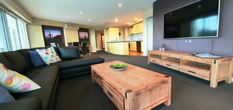 Ocean View-breath Taking Views, Amazing Facilities - Accommodation Main Beach 14