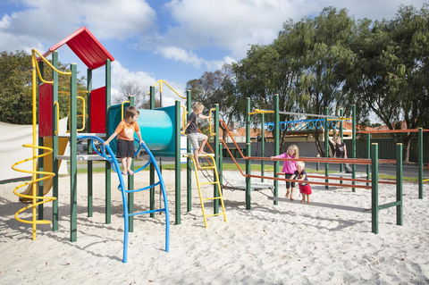 Discovery Parks - Perth Airport - Accommodation Main Beach 7