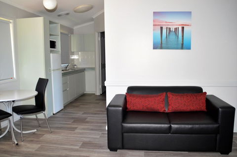 Discovery Parks - Perth Airport - Accommodation Main Beach 8