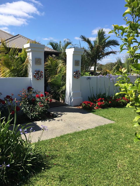 Bella Bali Gardens - Accommodation Main Beach 1