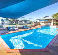 Amalfi Resort - Accommodation Main Beach