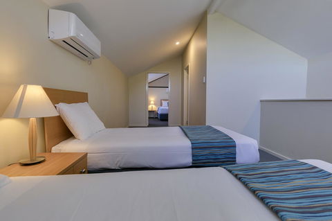 Amalfi Resort - Accommodation Main Beach 19