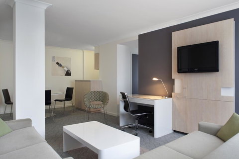 Rendezvous Hotel Perth Central - Accommodation Main Beach 21