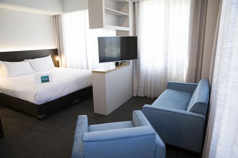 The Gerald Apartment Hotel - Accommodation Main Beach 17