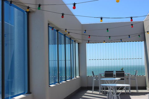 The Gerald Apartment Hotel - Accommodation Main Beach 40