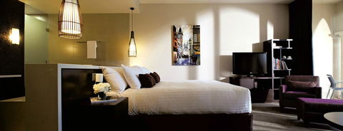 Chateau Elan At The Vintage - Accommodation Main Beach 2
