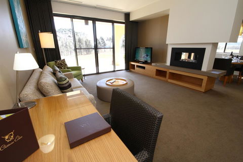 Chateau Elan At The Vintage - Accommodation Main Beach 21