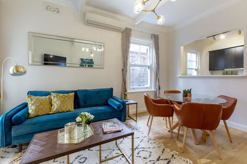 Heritage Townhouse Near Harbour Bridge - Accommodation Main Beach 0