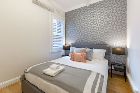 Heritage Townhouse Near Harbour Bridge - Accommodation Main Beach 19