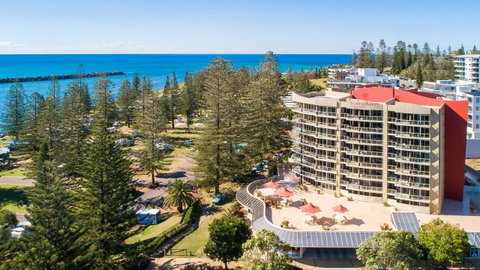 Northpoint Apartments - Accommodation Main Beach 0