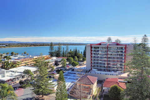 Northpoint Apartments - Accommodation Main Beach 16
