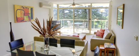 Northpoint Apartments - Accommodation Main Beach 10