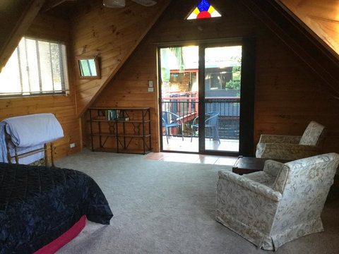 Jetz Bungalow - Accommodation Main Beach 6