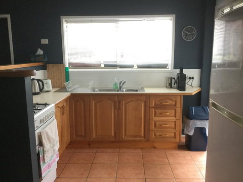 Jetz Bungalow - Accommodation Main Beach 7